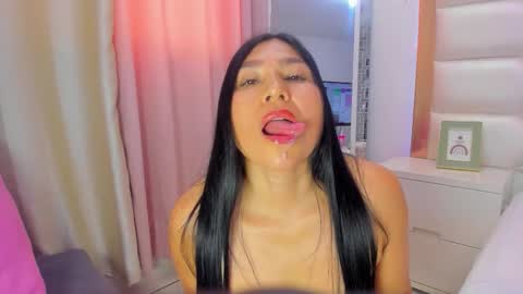 Karina Gomez online show from September 24, 2:02 pm
