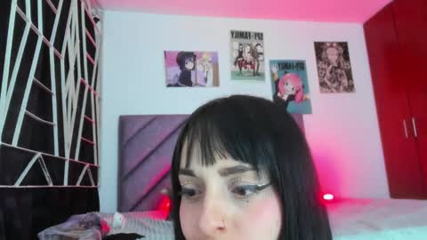 KARINNA  RAVEN online show from December 20, 2:40 am