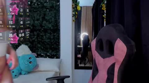 Karla online show from February 3, 7:29 pm