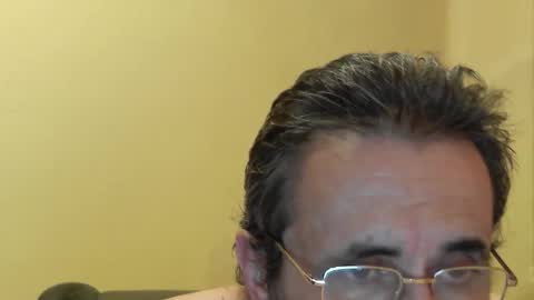 Snapshot of karlpal chatting on October 3, 6:49 pm karlpal online show from October 3, 6:49 pm