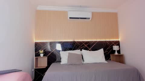 karol_cortes online show from October 31, 3:01 pm