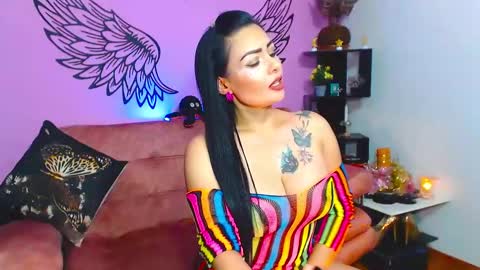 Karol Kenedy online show from February 1, 6:00 am