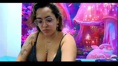    online show from April 4, 3:02 am