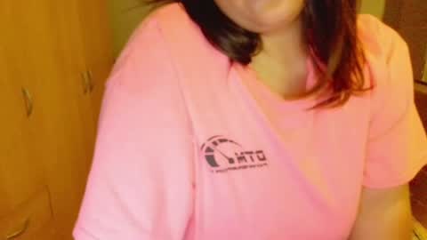 karolina_j online show from April 18, 11:49 pm