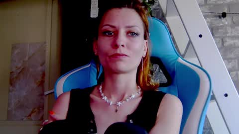 Snapshot of karoline121 chatting on March 7, 2:12 pm karoline121 online show from March 7, 2:12 pm