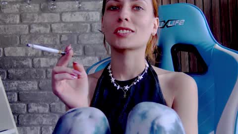 Snapshot of karoline121 chatting on February 26, 11:11 am karoline121 online show from February 26, 11:11 am