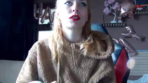 karoline121 online show from January 13, 9:28 am