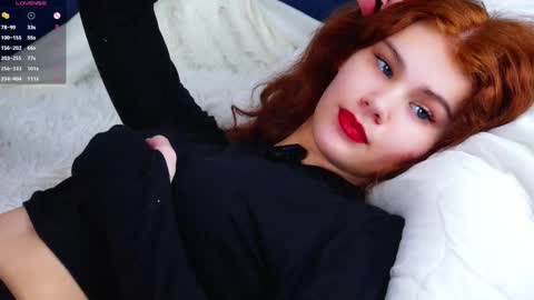 lina online show from February 13, 3:48 pm