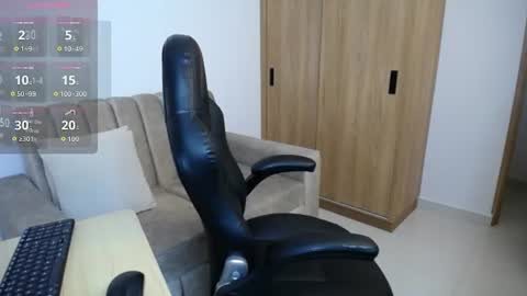 karol online show from June 20, 1:12 am