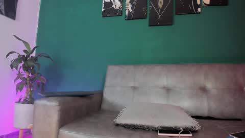 KarolSweet online show from December 6, 9:51 pm