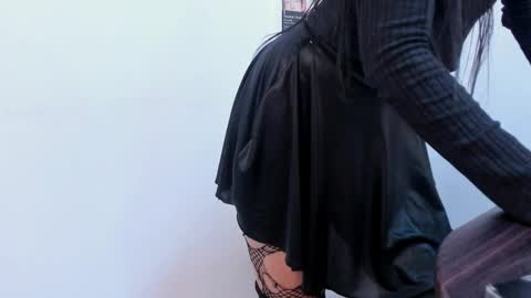 Kasandra Grant online show from April 6, 5:14 pm