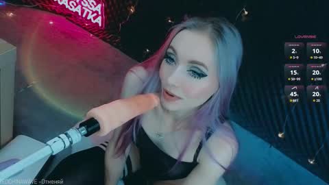 ALYSSA                online show from October 19, 5:06 pm