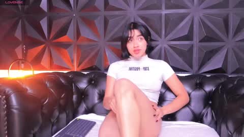 Snapshot of kassianoir_ chatting on February 28, 12:20 pm Kasi online show from February 28, 12:20 pm