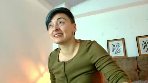 kat paradisse online show from July 25, 11:41 am