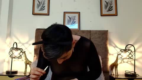 kat paradisse online show from January 10, 12:43 pm