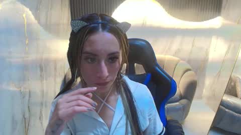 Katalina  online show from February 7, 3:31 am