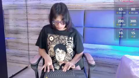   online show from June 9, 9:14 pm