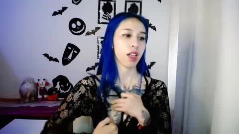 Snapshot of katara_a chatting on October 15, 4:30 pm Maca online show from October 15, 4:30 pm