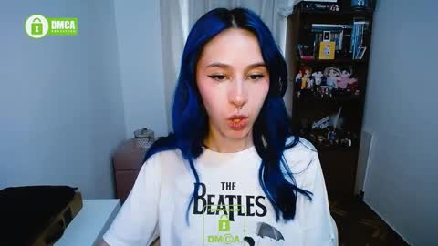 Snapshot of katara_a chatting on December 27, 10:05 pm Maca online show from December 27, 10:05 pm