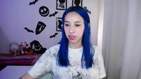 Snapshot of katara_a chatting on October 9, 3:39 pm Maca online show from October 9, 3:39 pm
