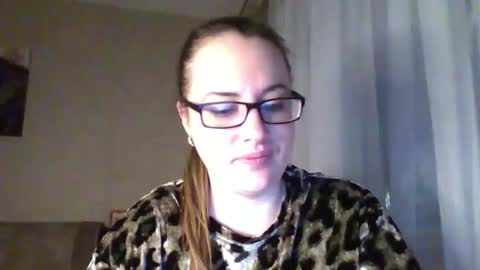 katarios online show from October 24, 8:42 pm