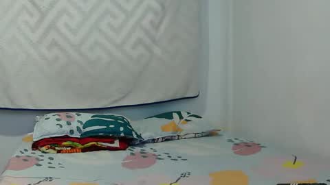 kate_bliss online show from May 24, 6:25 pm