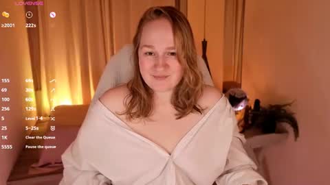 Kate   Follow me dear  online show from June 11, 1:53 pm