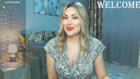 Therapist online show from December 1, 6:21 pm