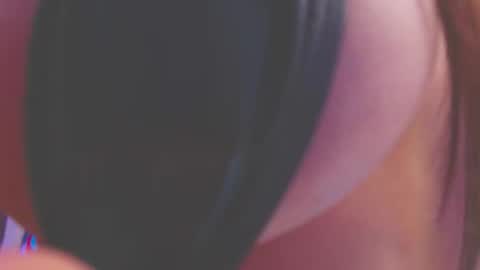 KateAdams online show from December 21, 8:15 pm