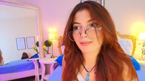 Snapshot of kateemartinez chatting on September 22, 6:45 pm katee Martinez online show from September 22, 6:45 pm