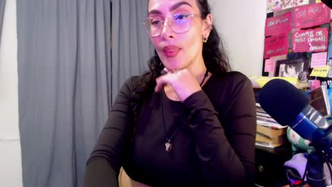Snapshot of katehathor8 chatting on January 26, 6:17 am kate keith but here i prefer My Goddess independient model online show from January 26, 6:17 am
