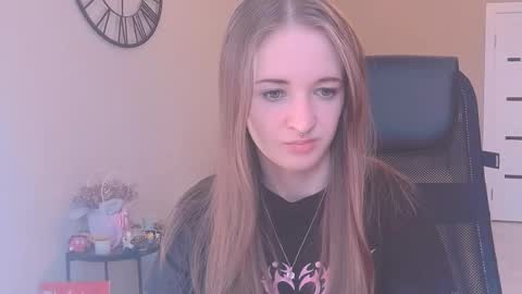 katekayer online show from September 17, 8:51 am