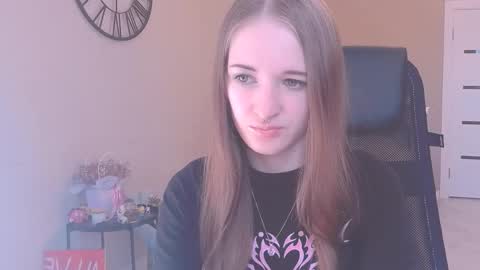 katekayer online show from September 16, 8:50 am