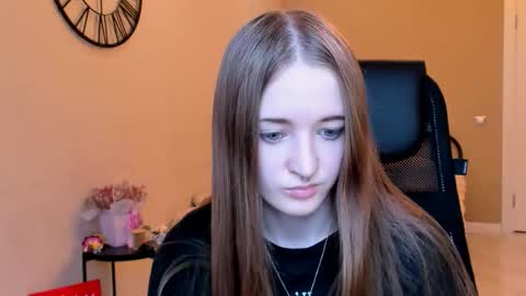 katekayer online show from October 27, 10:48 am