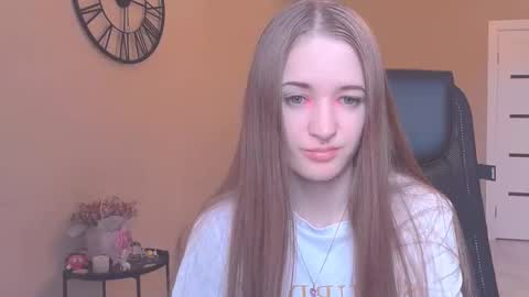 katekayer online show from October 7, 8:32 am