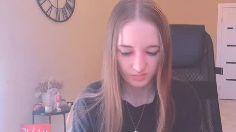 katekayer online show from October 4, 11:19 am