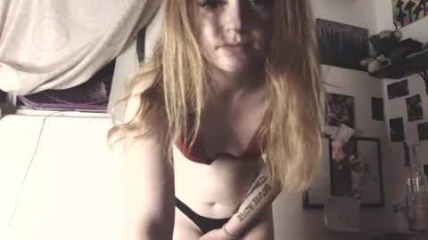 Kateloveforever online show from June 15, 5:54 am
