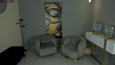 K A T E  online show from March 10, 7:55 am