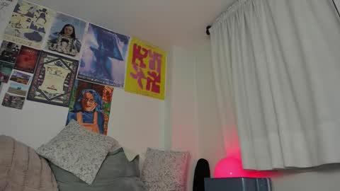 Katherine online show from March 17, 5:45 am