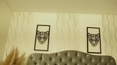 kathh_latorre online show from April 14, 4:21 pm