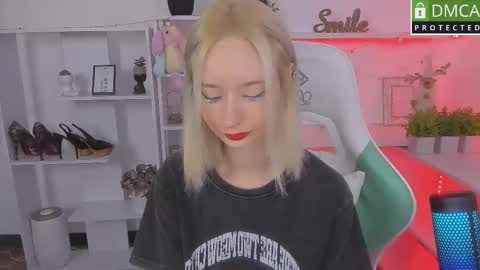 Katia  online show from October 9, 6:19 am