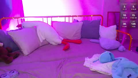 Katie Deville online show from March 4, 1:23 am