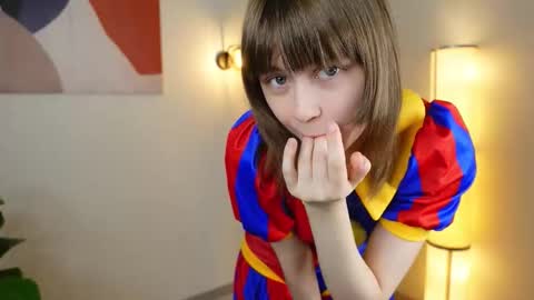 Katie online show from October 30, 2:06 pm