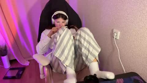   naked in pvt show 100 tk online show from October 16, 6:40 pm