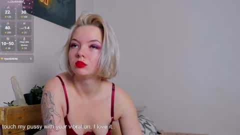 Snapshot of katrina_carter chatting on September 19, 3:43 am katrina_carter online show from September 19, 3:43 am