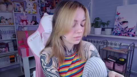 Katrin online show from November 2, 2:28 pm