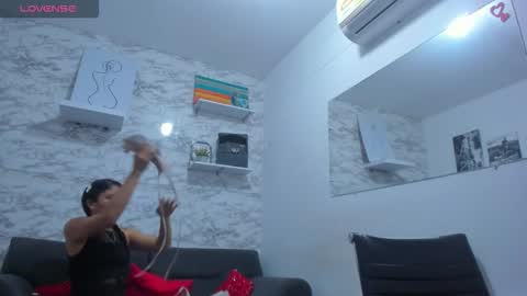 kattaleyaa_ online show from January 12, 12:23 pm