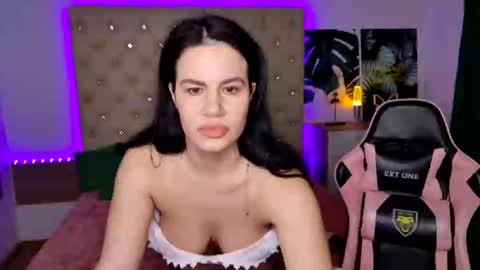 KattieSims online show from March 8, 5:49 am