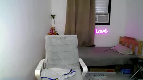 katty online show from December 5, 7:44 pm