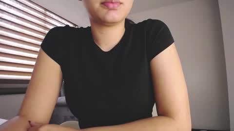  K a t  y  online show from December 30, 5:44 pm